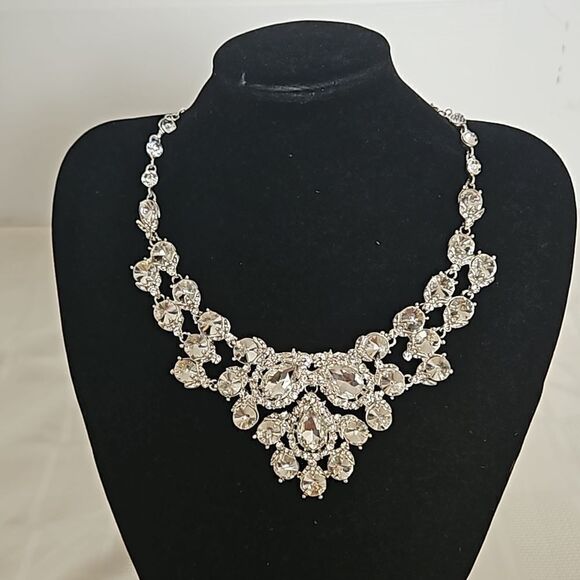 Dress Line Statement Piece Necklace & Earring Set Crystal White - Picture 5 of 16